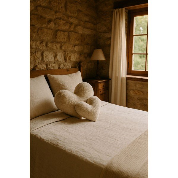 Ukrasni jastuk 38x33 cm Teddy Kalp – Mioli Decor-image-4