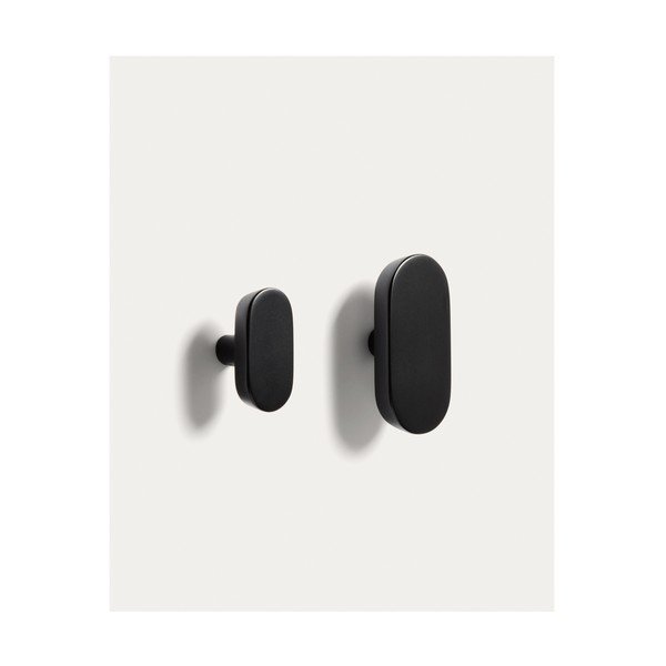 Crne zidne kuke u setu 2 kom od masivne bukve Arely – Kave Home-image-4