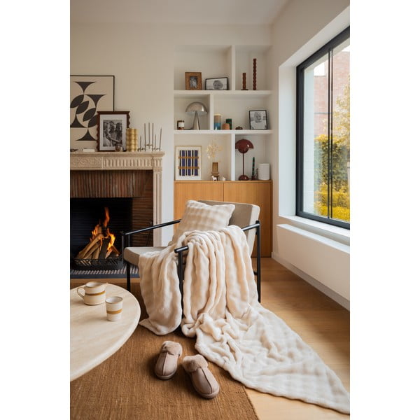 Deka od mikropliša boje slonovače 150x200 cm Wave – Tiseco Home Studio-image-1