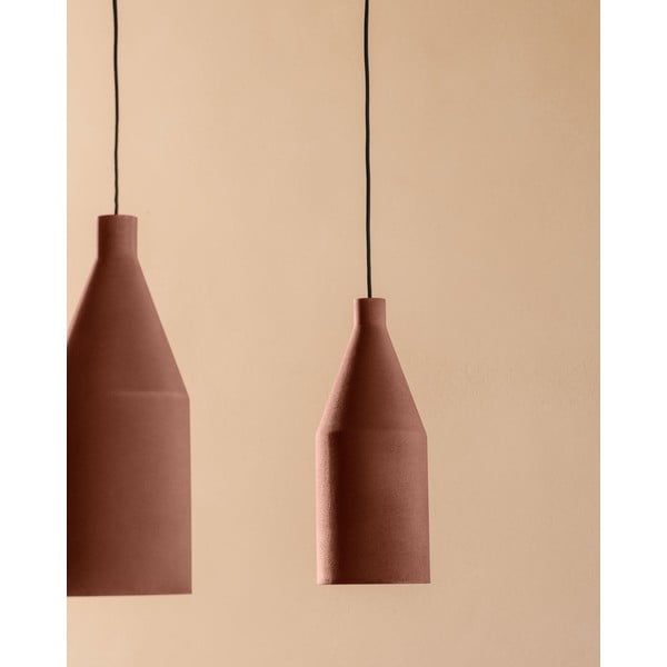 Viseća svjetiljka boja terakote s metalnim sjenilom ø 15 cm Peralta – Kave Home-image-2