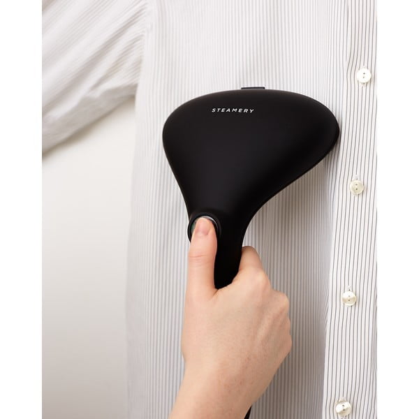 Crni aparat za parenje odjeće Cirrus 2 – Steamery-image-1