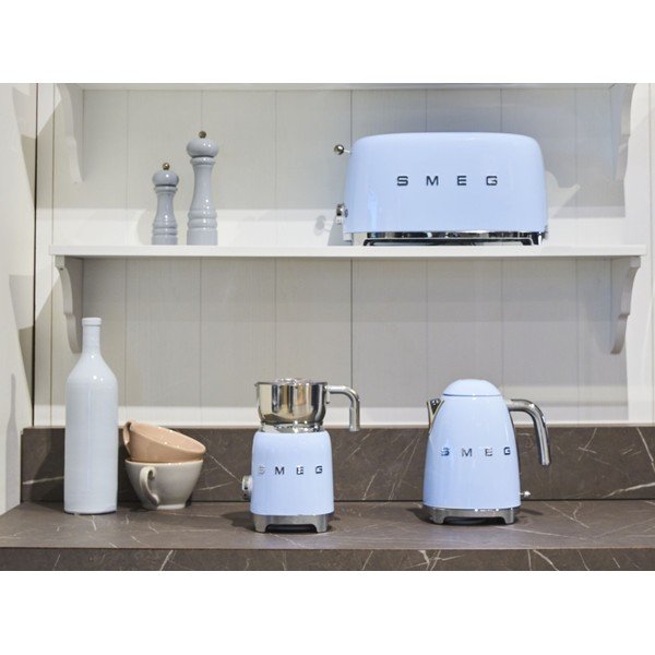 Svijetlo plavo kuhalo za vodu 1,7 l 50's Retro Style – SMEG-image-1