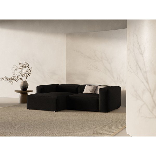 Crna kutna garnitura (s lijevim kutom/s ležaljkom) Bergamo – Cosmopolitan Design-image-1