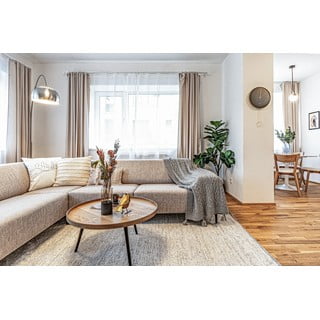 Krem ručno rađen pamučan tepih 120x170 cm Reimagine – Universal