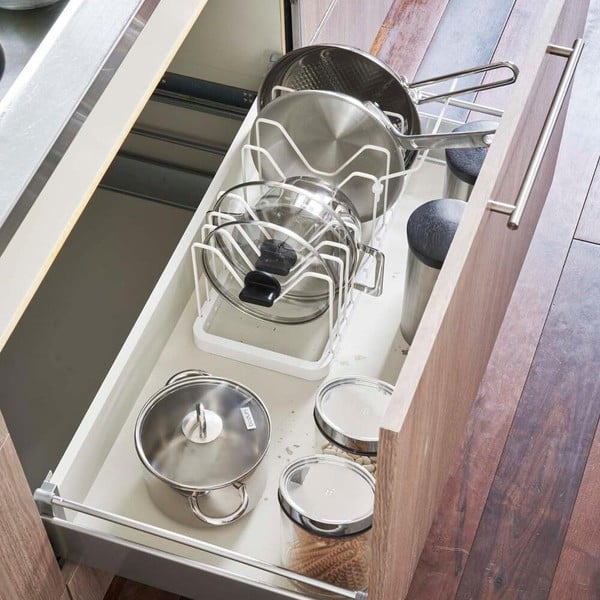 Bijeli podesivi stalak za poklopce i tave YAMAZAKI Tower-image-3