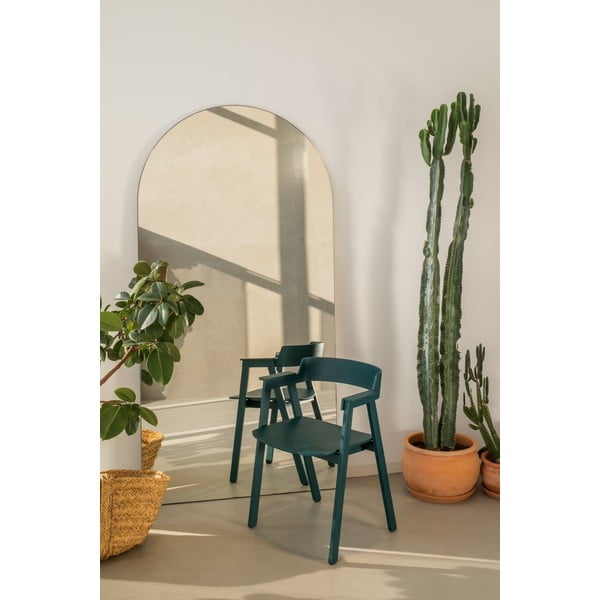 Petrolej zelena blagovaonska stolica s naslonima za ruke od punog hrasta Flip – Gazzda-image-3