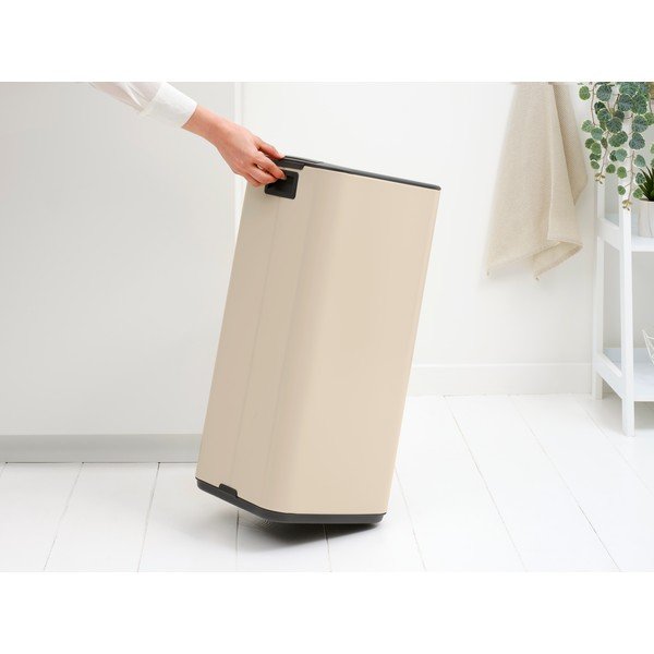 Bež željezna kanta za smeće s pedalom 30 l Bo – Brabantia-image-3