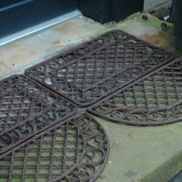 Esschert Design Picnic prostirka od lijevanog željeza, širine 67,5 cm-image-1