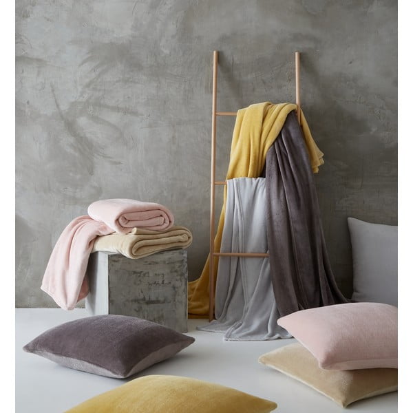 Žuta  deka od mikropliša 130x170 cm Raschel Velvet – Catherine Lansfield-image-2