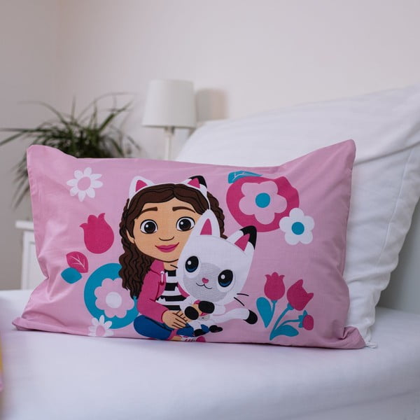 Ružičasta pamučna dječja posteljina za dječji krevetić 100x135 cm Gabby's Dollhouse – Jerry Fabrics-image-3