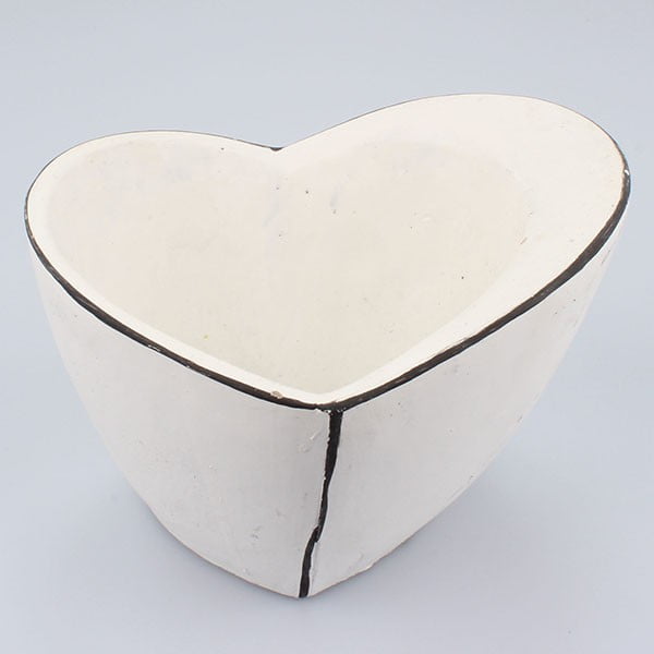 Bijela betonska saksija u obliku srca Dakls Vintage Heart