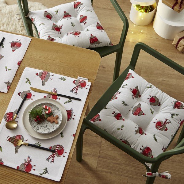 Jastuci za sjedenje u setu 2 kom s božićnim motivom 40x40 cm Christmas Robins – Catherine Lansfield-image-1