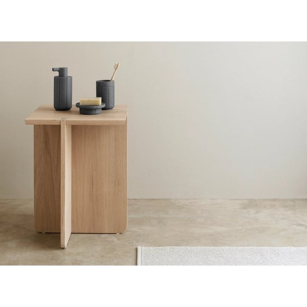 Pomoćni stol od punog hrasta 35x35 cm Engawa – Blomus-image-4