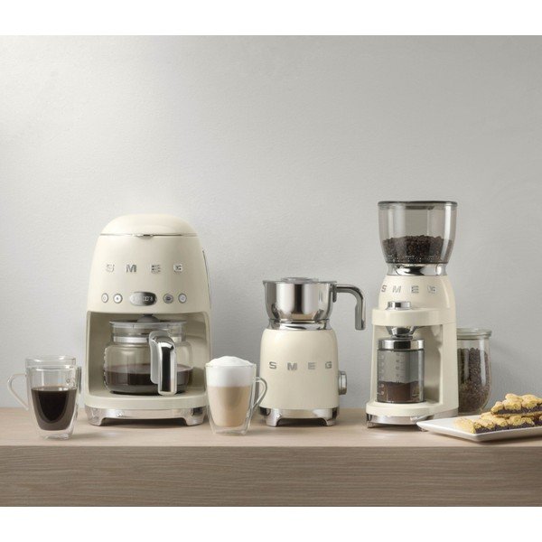 Krem-bijeli aparat za filtriranu kavu SMEG-image-1