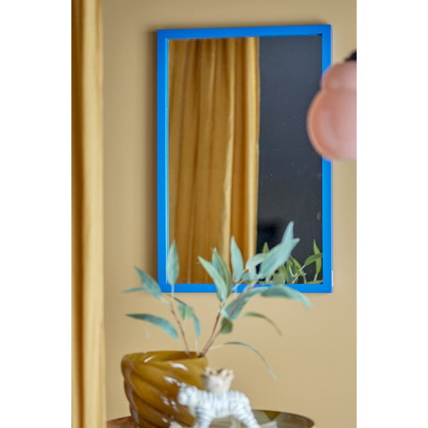 Zidno ogledalo s okvirom od masivnog drveta 40x60 cm Atle – Bloomingville-image-1