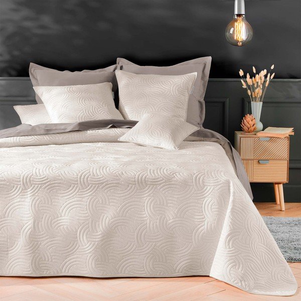 Krem set prekrivača i jastučnice od samta 220x240 cm Solange – douceur d'intérieur-image-1