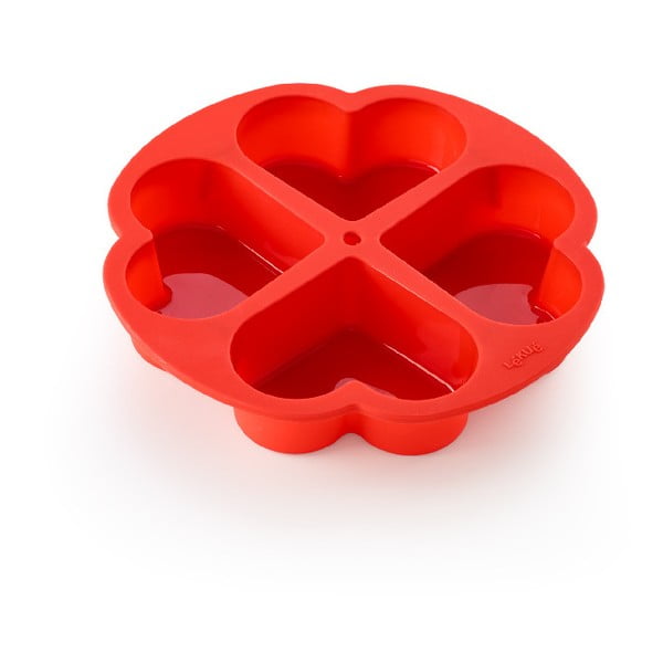 Crveni silikonski kalup s odjeljenim kriškama torte u obliku srca Lékué, ⌀ 25 cm