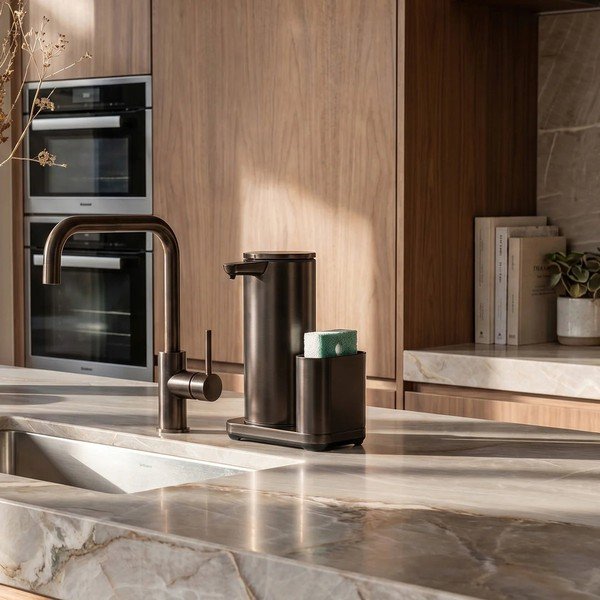 Metalni automatski držač za deterdžente u brončanoj boji – simplehuman-image-2