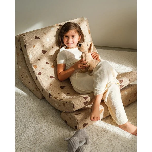 Svjetlo smeđa dječja fotelja od bouclé tkanine/od šenila Terrazzo Moon – Wigiwama-image-2