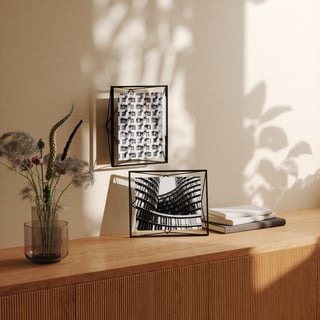 Crni metalni stojeći/viseći okvir 25x30 cm Prisma – Umbra