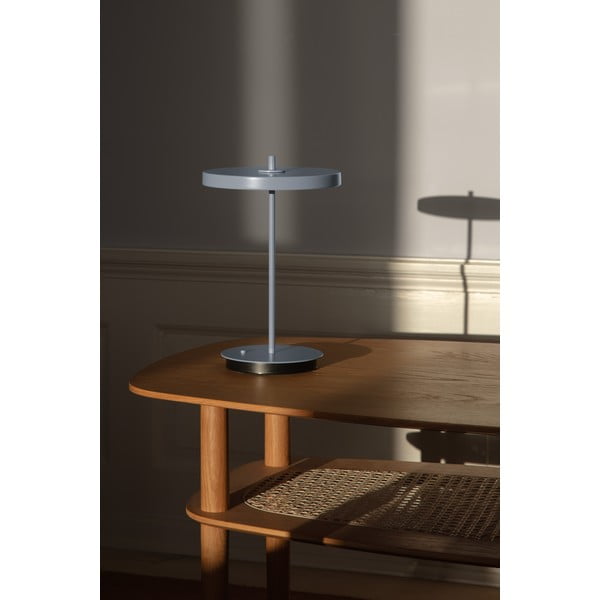 Svijetlo plava metalna LED stolna lampa s metalnim sjenilom (visina 31 cm) Asteria Move – UMAGE-image-1