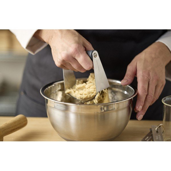 Metalni pribor za pečenje – Blomsterbergs-image-1