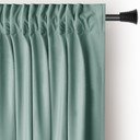 Svijetlo zelena zavjesa za djelomično zamračenje od samta 140x245 cm Pleat – Restilo