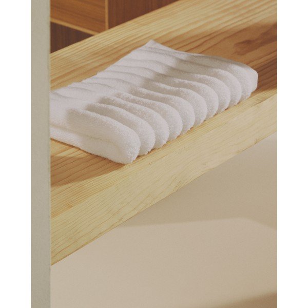 Bijeli pamučan ručnik od frotira 70x140 cm Navira – Kave Home-image-3