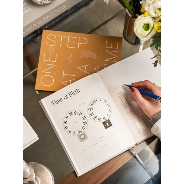 Dnevnik za bebu 64 str. One Step at a Time: A Book About the First Time in My Life – Printworks-image-1