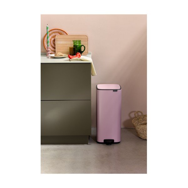 Ružičasta željezna kanta za smeće s pedalom 30 l Bo – Brabantia-image-1