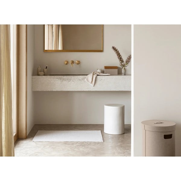 Tamno siva čaša za četkice za zube od polyresina Kua – Blomus-image-3