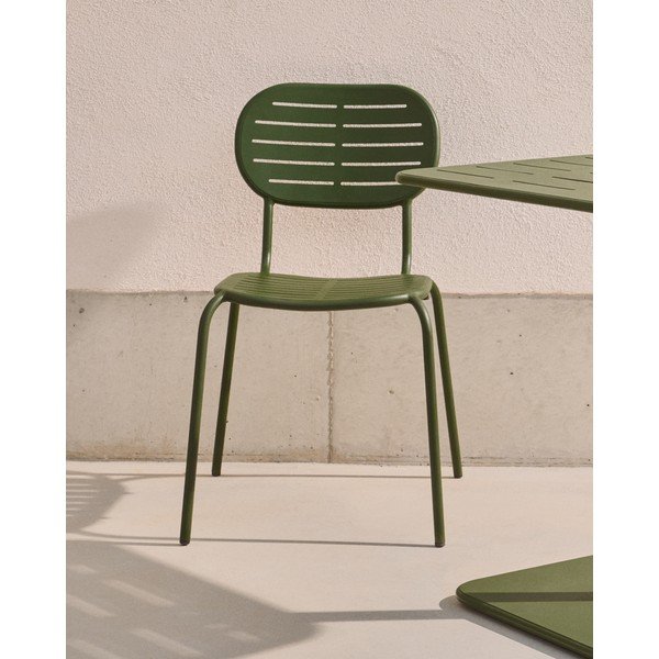 Tamno zelena metalna vrtna stolica Brai – Kave Home-image-1