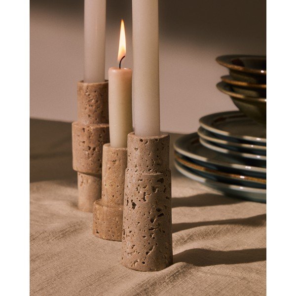 Kameni svijećnjaci u setu 3 kom Majid – Kave Home-image-1