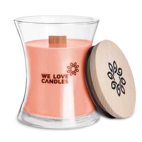Svijeća od sojinog voska We Love Candles Rhubarb & Lily, vrijeme gorenja 64 sat
