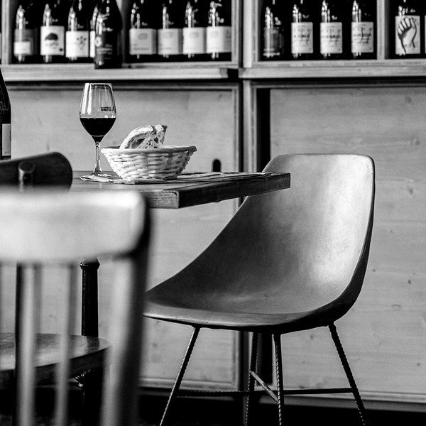 Betonska blagovaonska stolica Lyon Béton Hauteville-image-1