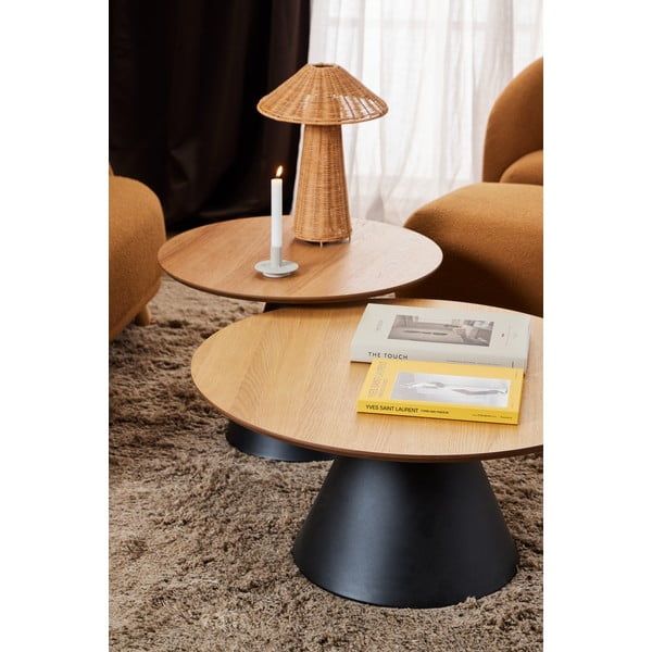 Crni/u prirodnoj boji okrugli stolić za kavu s pločom stola u dekoru hrasta ø 65 cm Soli – Actona-image-2