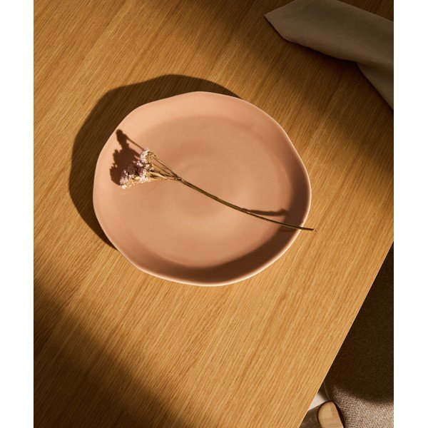 Svijetlo ružičasti keramički tanjur ø 27 cm Tiraya – Kave Home-image-1