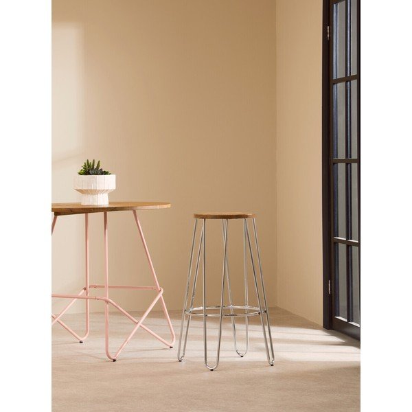 Barska stolica od čvrstog brijesta u srebrnoj boji/u prirodnoj boji (visine sjedala 75 cm) District – Premier Housewares-image-1