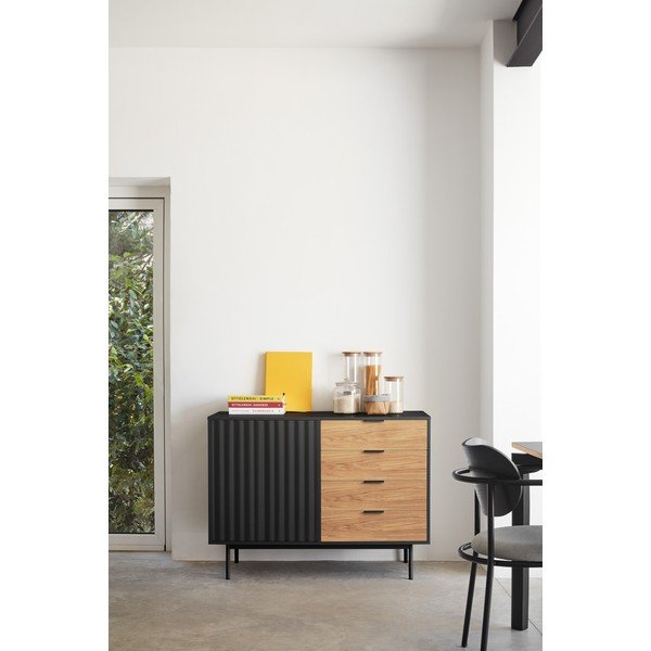 Crna/u prirodnoj boji niska komoda u dekoru hrasta 108x80 cm Sierra – Teulat-image-1