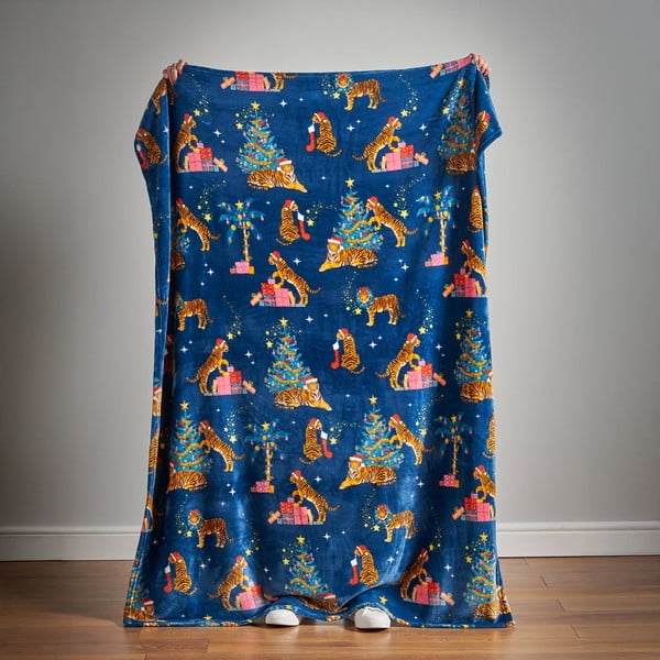 Plava deka s božićnim motivom od mikropliša 130x170 cm Christmas Tiger – Catherine Lansfield-image-4