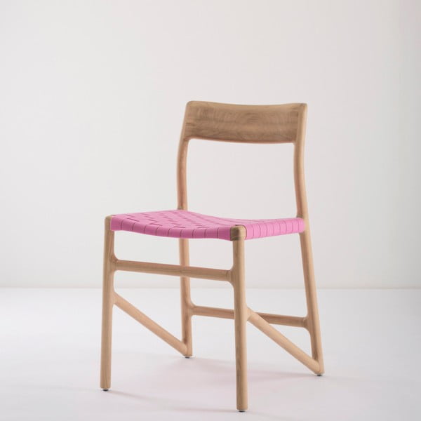 Blagovaona stolica od masivnog hrasta s roze sjedalom Gazzda Fawn