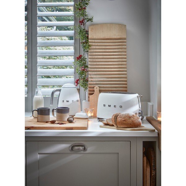 Mat bijeli toster 50's Retro Style – SMEG-image-1