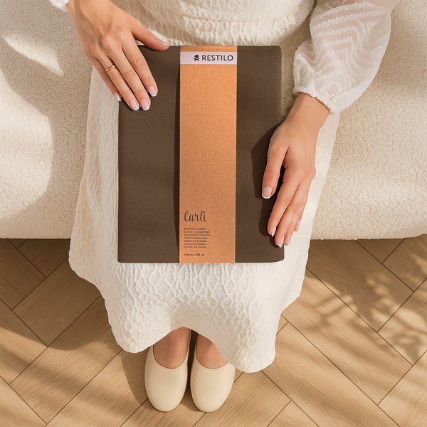 Smeđa zavjesa za djelomično zamračenje 140x250 cm Carli – Restilo-image-4