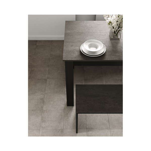 Garnitura crnog blagovaonskog stola i 2 klupe s tanjurom u TemaHome Nice betonskom dekoru-image-4