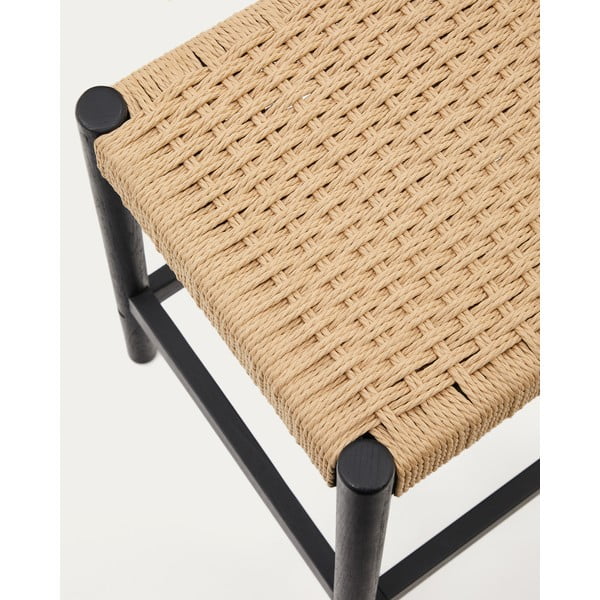 Crne/u prirodnoj boji barske stolice u setu 2 kom od punog hrasta (visine sjedala 66 cm) Yalia – Kave Home-image-4