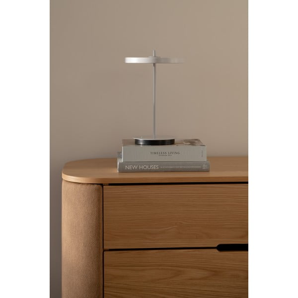 Svijetlo siva metalna LED stolna lampa s metalnim sjenilom (visina 31 cm) Asteria Move – UMAGE-image-1