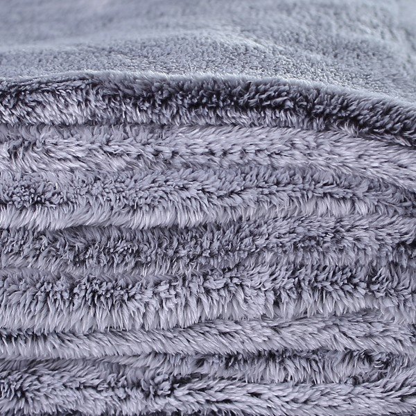 Sivo-plava deka od mikrovlakana DecoKing Fluff Charcoal, 220 x 240 cm-image-2