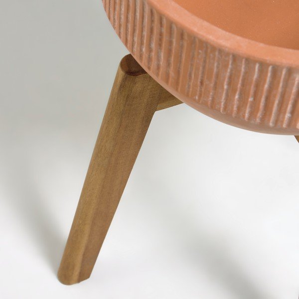 Terakota tegla na drvenom postolju Kave Home Suba, visina 40 cm-image-2