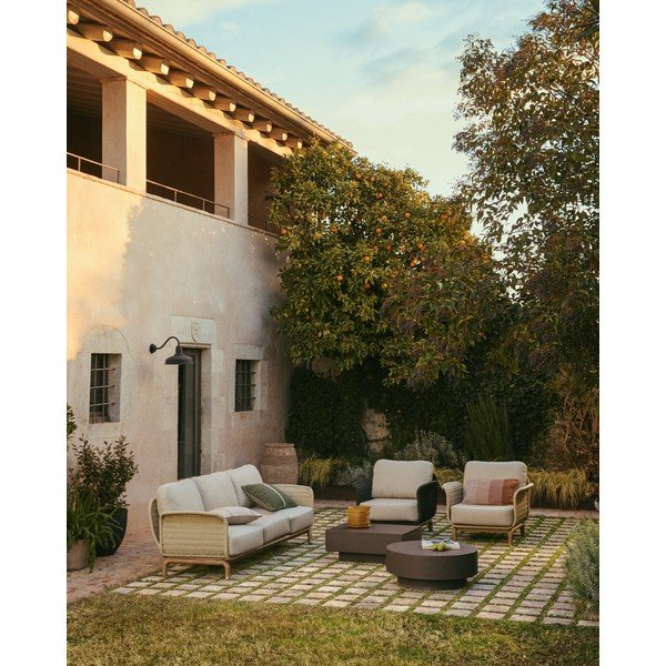 Bež podstavljena vrtna fotelja Alipa – Kave Home-image-3