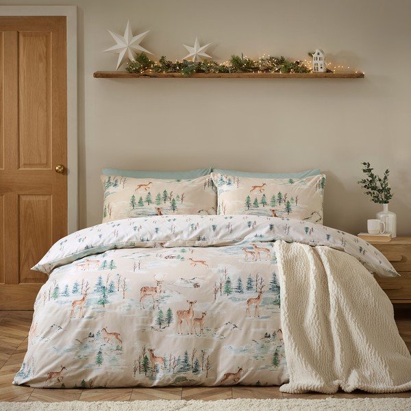 Flanelska posteljina za krevet za jednu osobu u prirodnoj boji 135x200 cm Brushed Christmas Deer – Catherine Lansfield